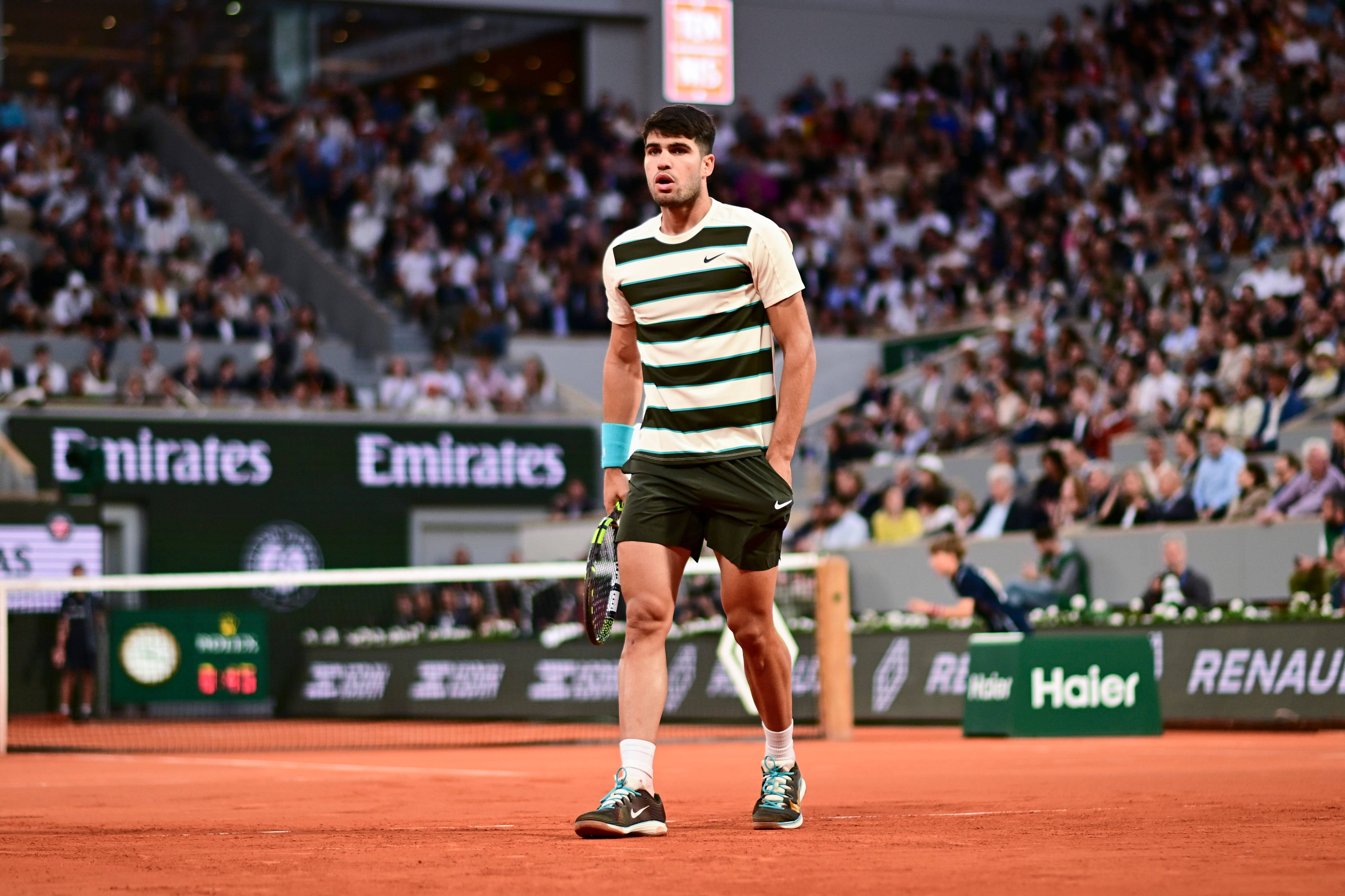 世界网球队翻盘澳大利亚网球队，阿尔卡拉斯送出助攻