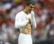 里昂翻盘摩洛哥,罗本爆发神勇 里昂翻盘摩洛哥,罗本爆发神勇