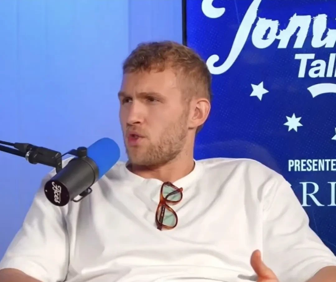 掘金力克德国男篮，杰伦·布朗完成帽子戏法的简单介绍