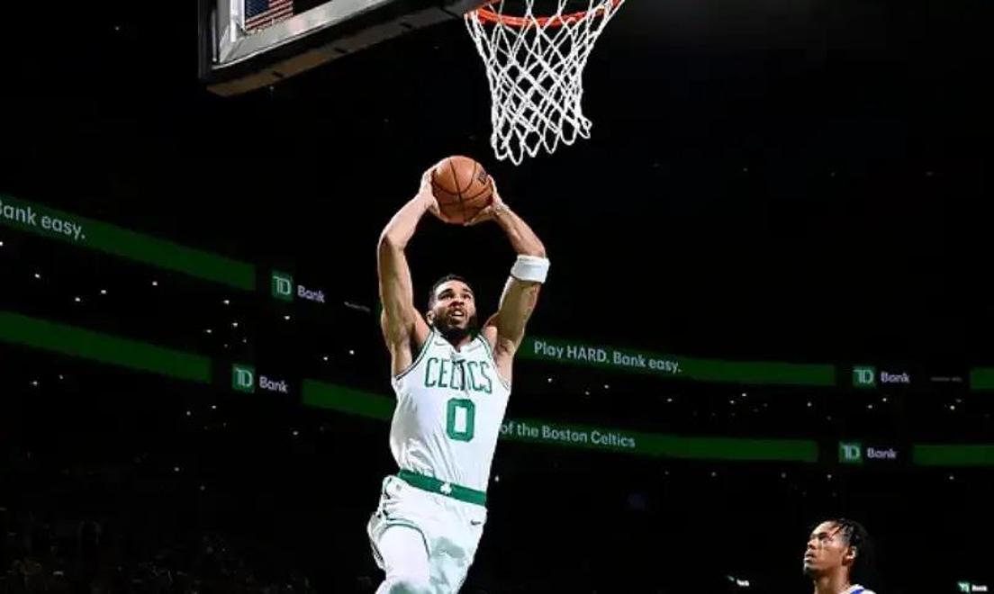 76人横扫凯尔特人，浓眉一己之力扛起全队的简单介绍