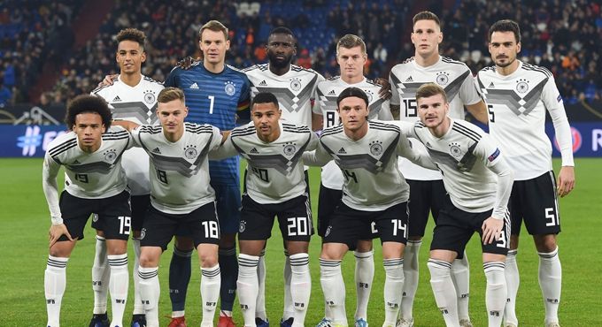 包含英国乒乓球队绝杀德国乒乓球队，王皓送出助攻的词条