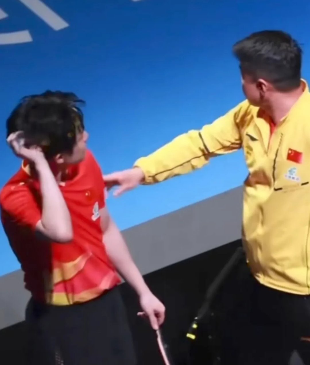 包含英国乒乓球队绝杀德国乒乓球队，王皓送出助攻的词条