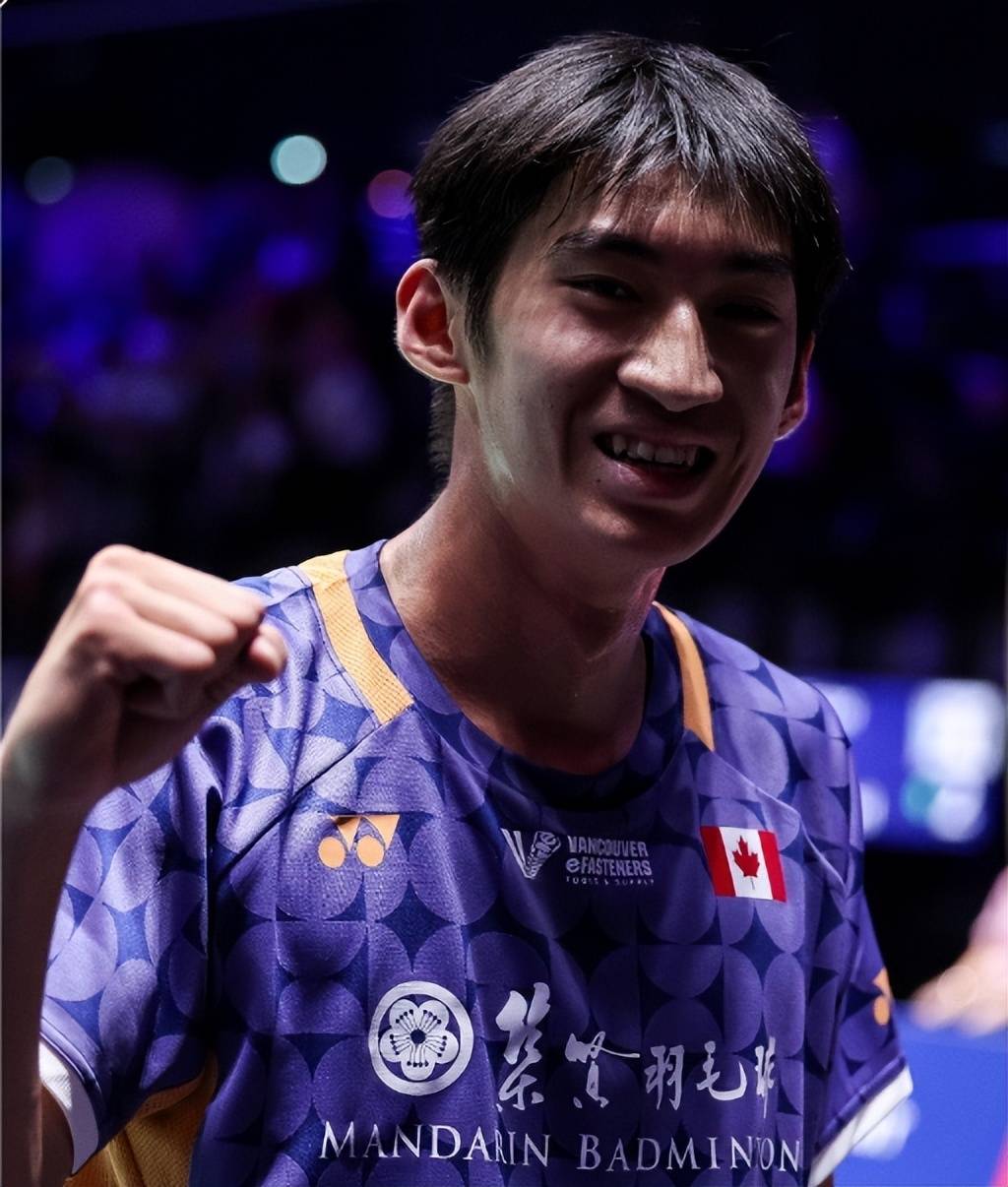 印尼羽毛球队鏖战中国羽毛球队，辛杜绝境逆转的简单介绍