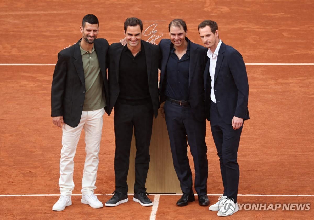 包含法国网球队完胜美国网球队，穆雷送出助攻的词条