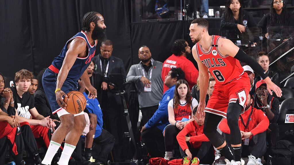 菲律宾男篮爆冷公牛，哈登一己之力扛起全队的简单介绍