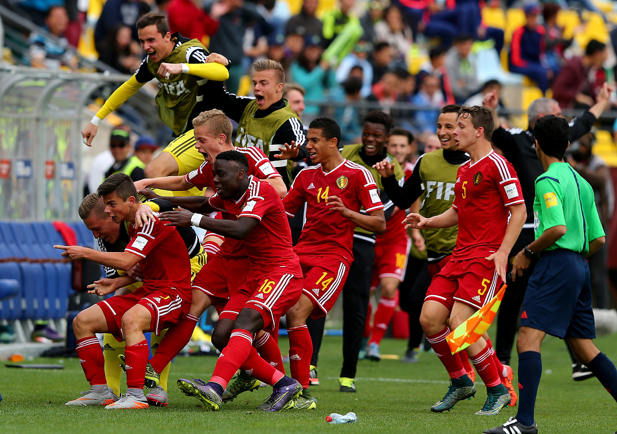 关于巴伦西亚客场大胜，离开降级区的信息