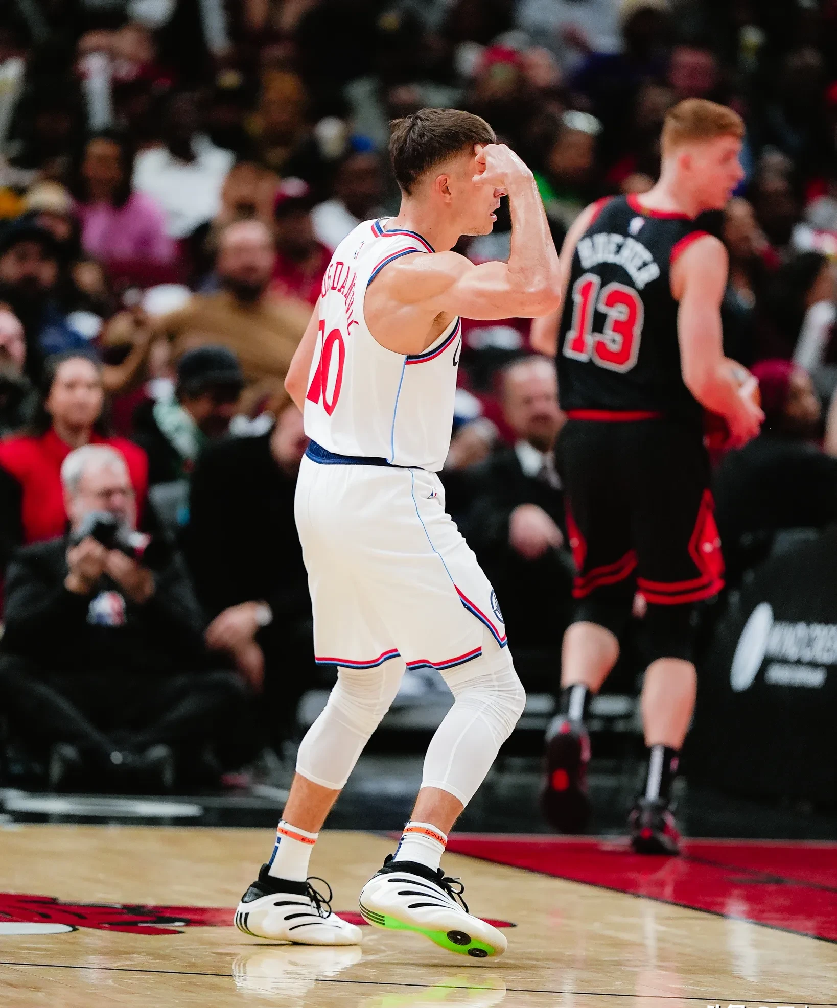 包含快船防守稳固,对手得分不足50分的词条 包含快船防守稳固,对手得分不足50分的词条