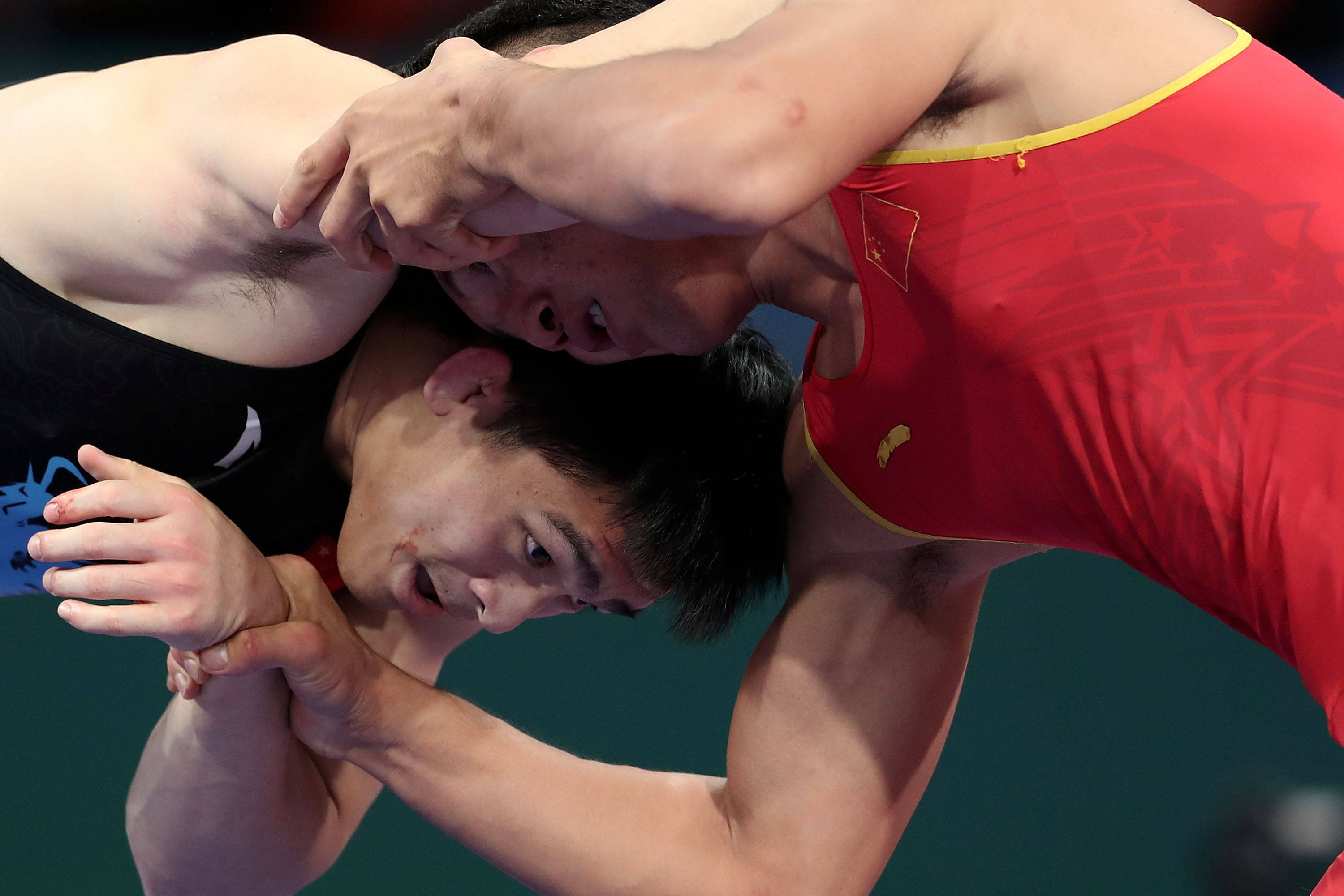 关于自由式摔跤比赛男子冠军产生,俄罗斯选手实力碾压!的信息 关于自由式摔跤比赛男子冠军产生,俄罗斯选手实力碾压!的信息