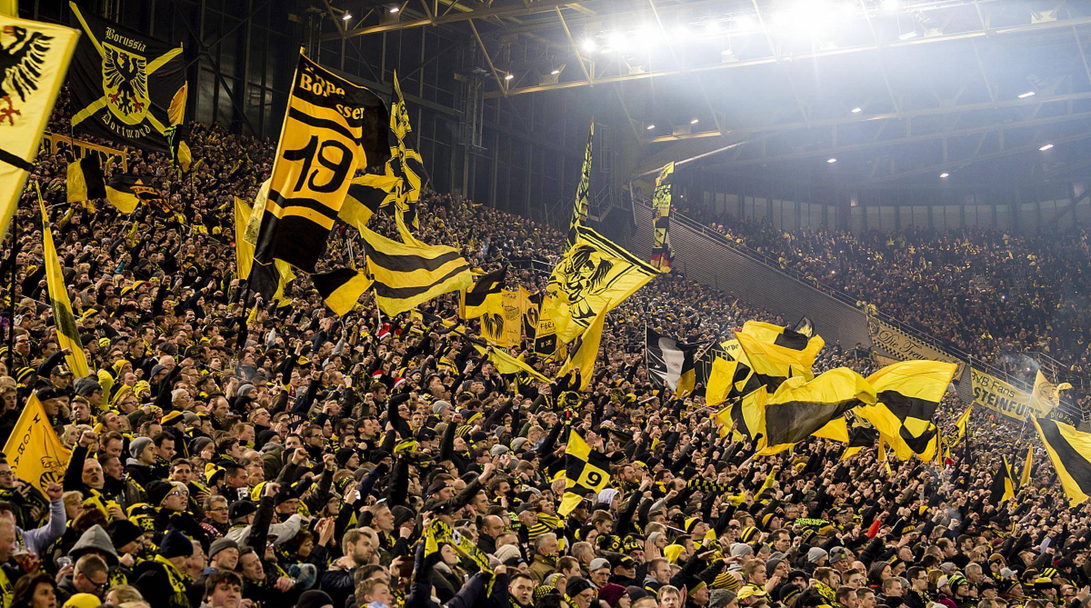 关于多特蒙德球员发挥出色,帮助球队赢得比赛的信息 关于多特蒙德球员发挥出色,帮助球队赢得比赛的信息