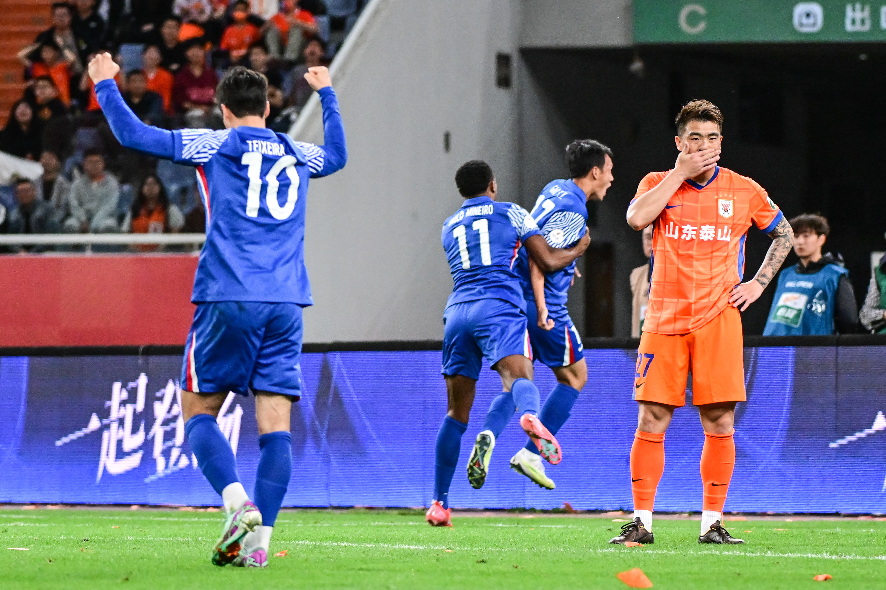 开云体育官方网站-包含江苏苏宁在客场击败上海申花的词条