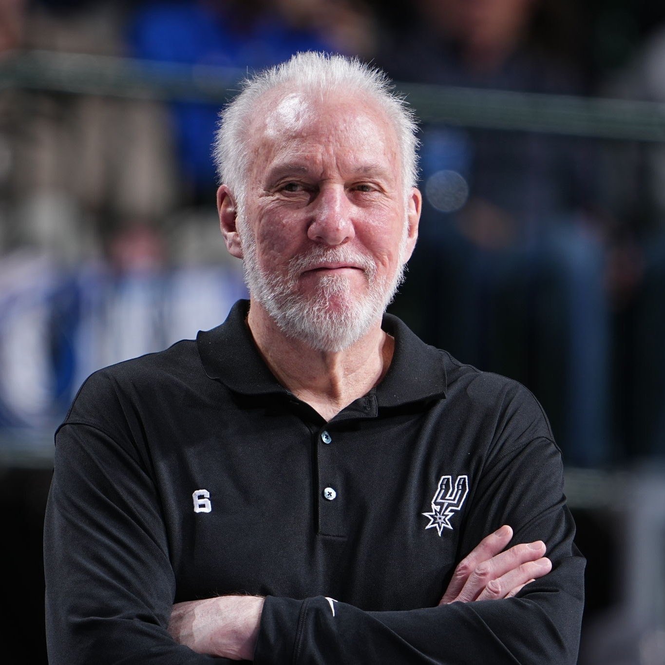 球队主帅调整战术，球员状态迅速提升，期待更好表现的简单介绍