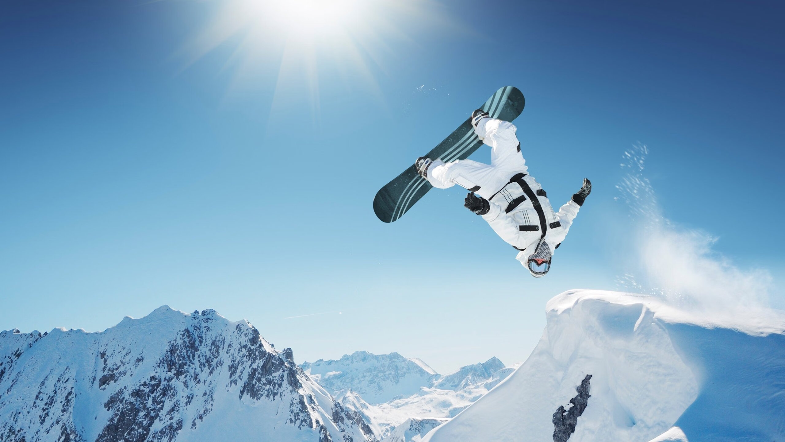 跨越领域的胜利叙事，从迪亚斯总决赛接管到加拿大加时险胜摩洛哥