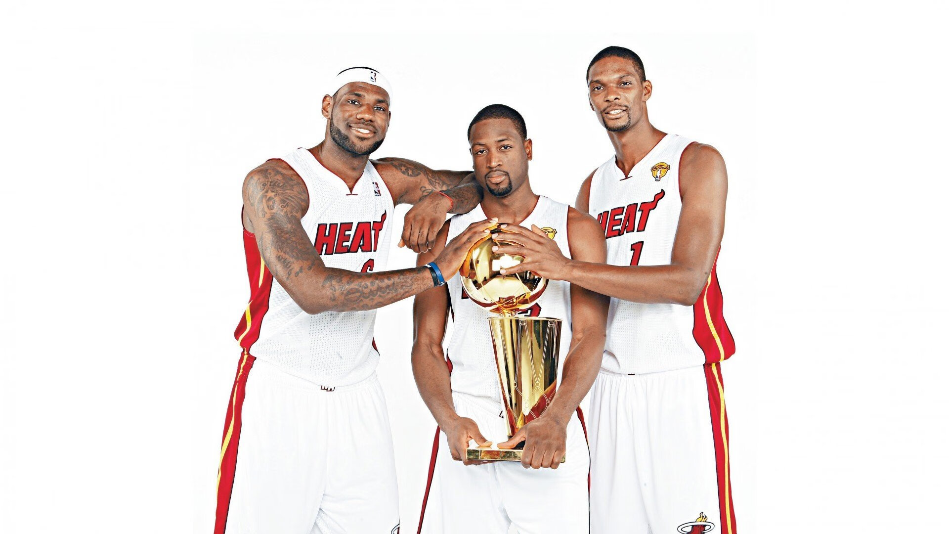 北境风暴席卷南粤，拉文43分彻底打爆防线，猛龙客场力克广东队